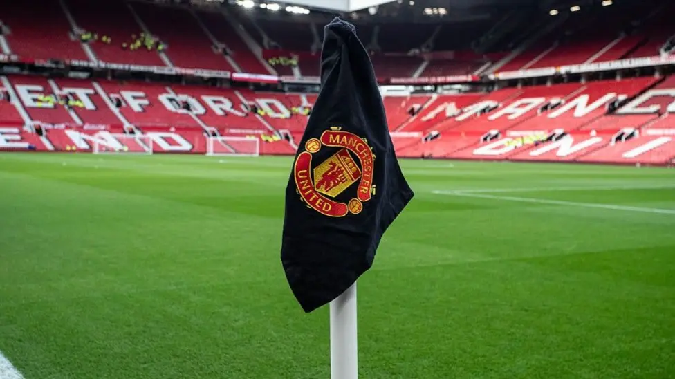 Manchester United Return to Profit but Total Debt Climbs Toward £1.3bn