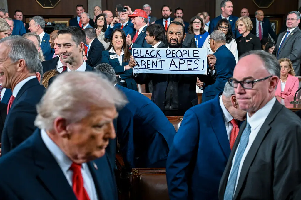 Texas Democrat Al Green Removed From Chamber After Silent Protest During Trump Address