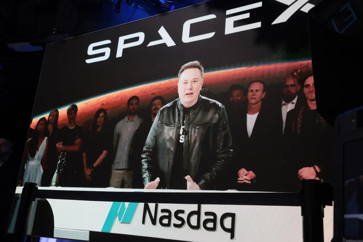FTC Fast-Tracks Approval for Elon Musk’s Acquisition of Space-Tech Startup Mesh Optical